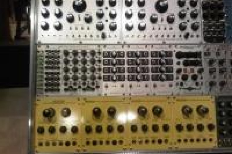 VIDEO: DEADMAU5 TOUR OF MONSTER MODULAR SYSTEM