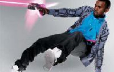 Kanye Deflects Laser Weilding Fan By Putting Him On Blast! [VIDEO]
