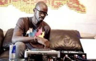 BLACK COFFEE GOES FOR WORLD RECORD IN ONE ARM DJING